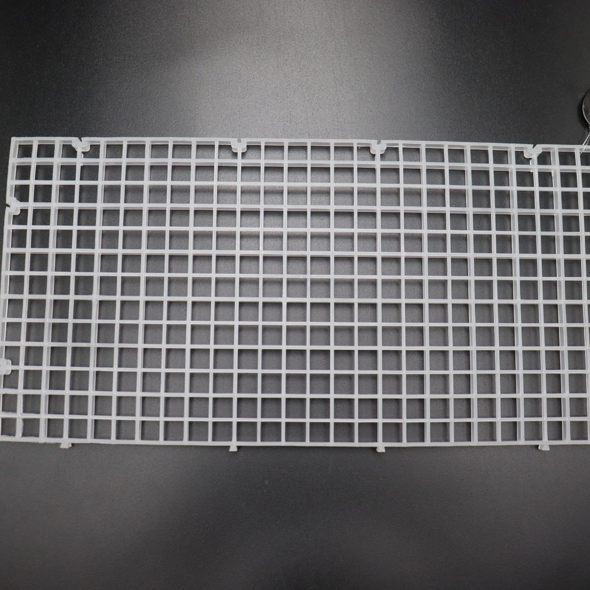 SKRw COLMEIA PLASTICA FURO 8MM 15X30CM C/ 1 BRANC