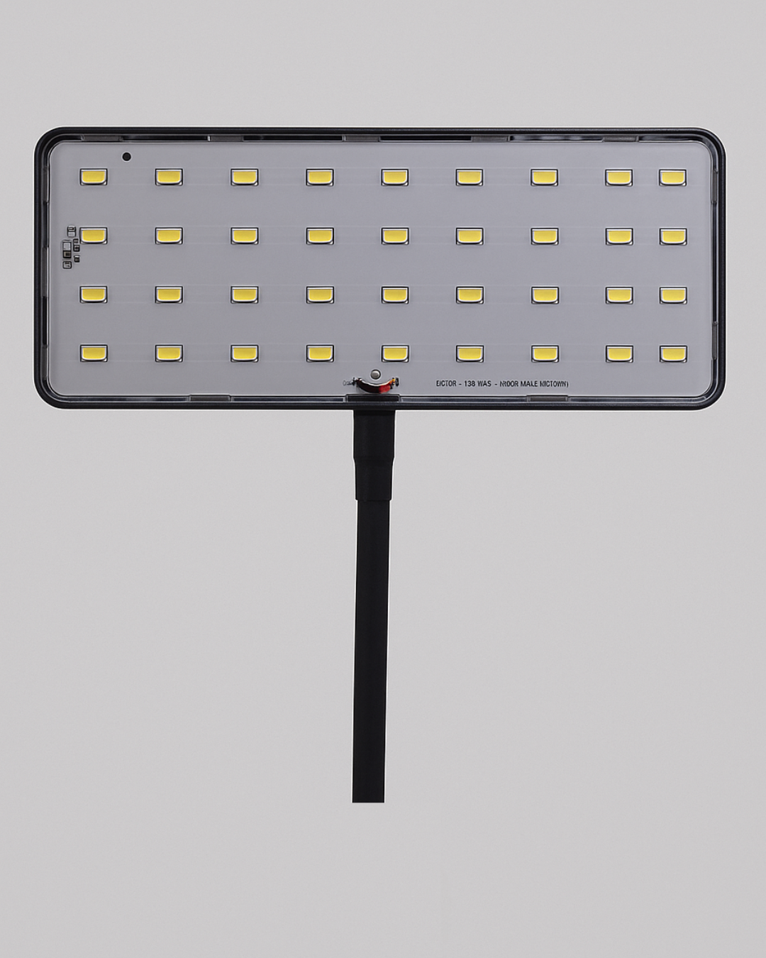 SKRw LUMIN. M-480 CLIP LED RGB BRANCA 13W BIV