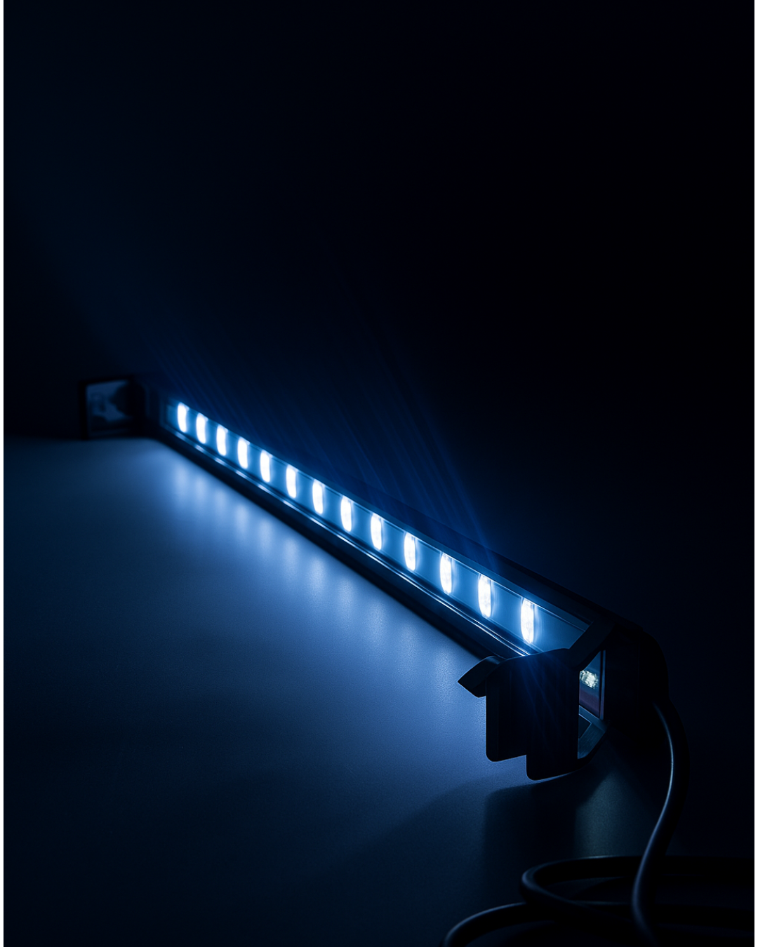 SKRw LUMINARIA LED DARKSLIN FUL.SP.30/35CM 28CM 8W